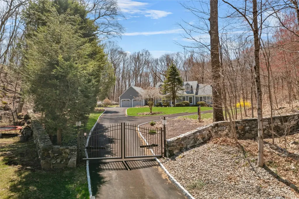 41 Lavelle Road East Fishkill NY 12531