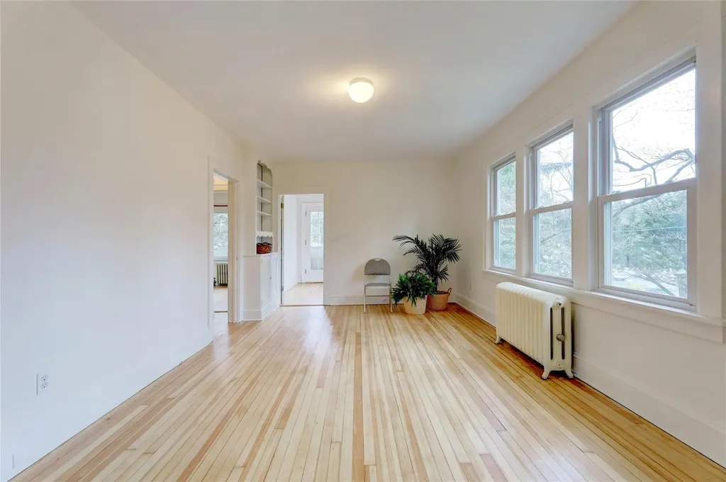 270 Maple Road Valley Cottage NY 10989