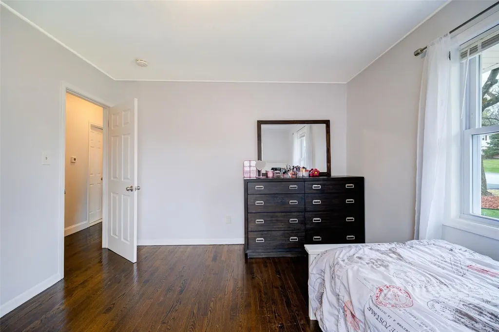 8 Ludlow Drive Poughkeepsie NY 12603