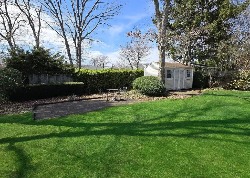 18 Norma Boulevard Holbrook NY 11741