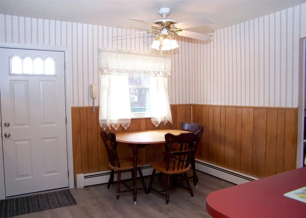 18 Norma Boulevard Holbrook NY 11741
