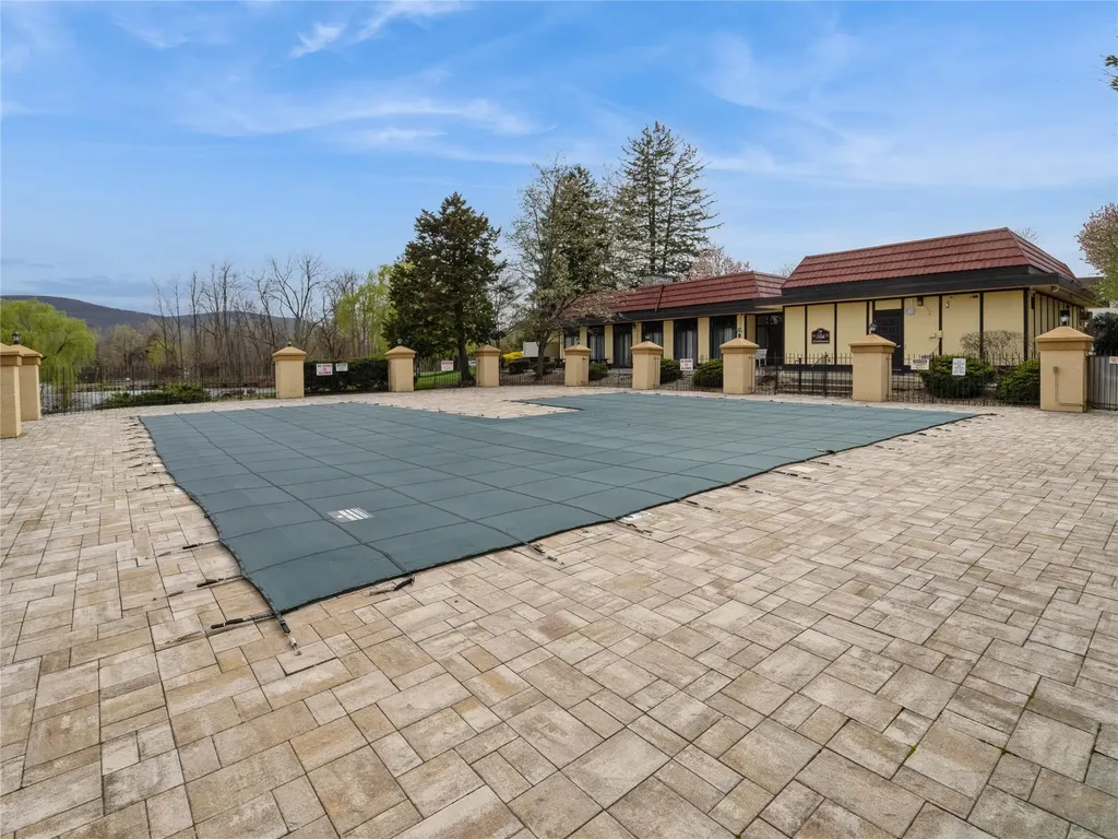 2 Loudon Drive Fishkill NY 12524