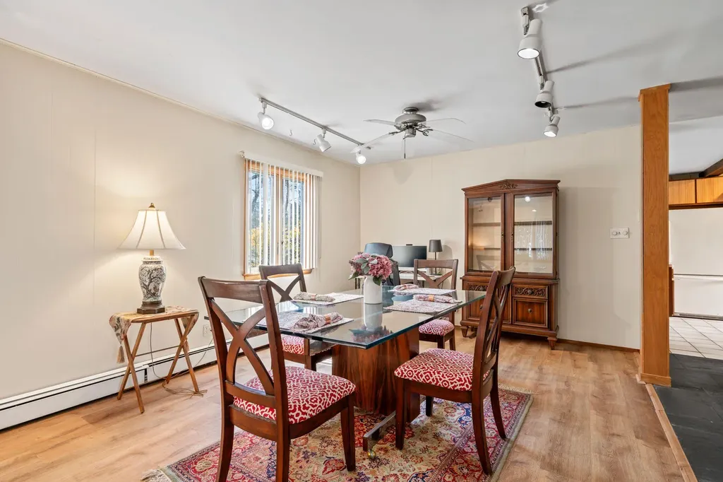 78 Shinbone Lane Commack NY 11725