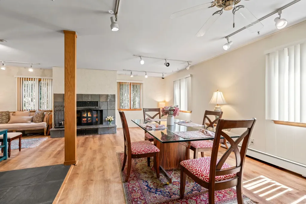 78 Shinbone Lane Commack NY 11725