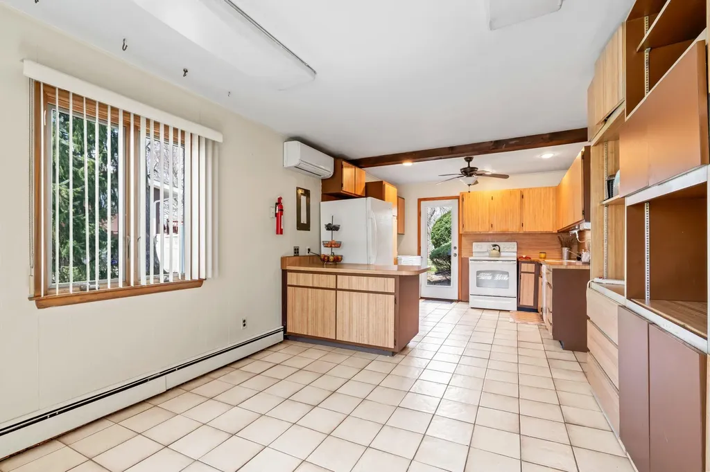 78 Shinbone Lane Commack NY 11725