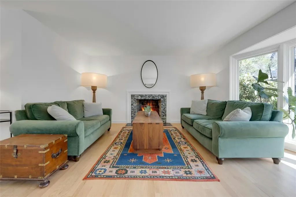 24 Doris Drive Scarsdale NY 10583