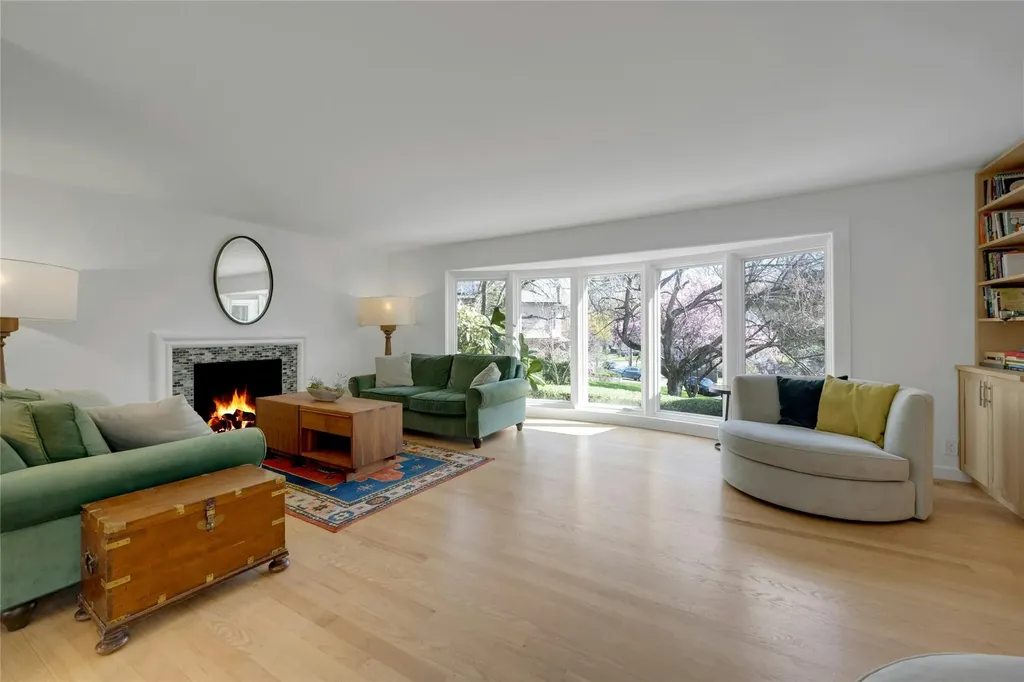24 Doris Drive Scarsdale NY 10583
