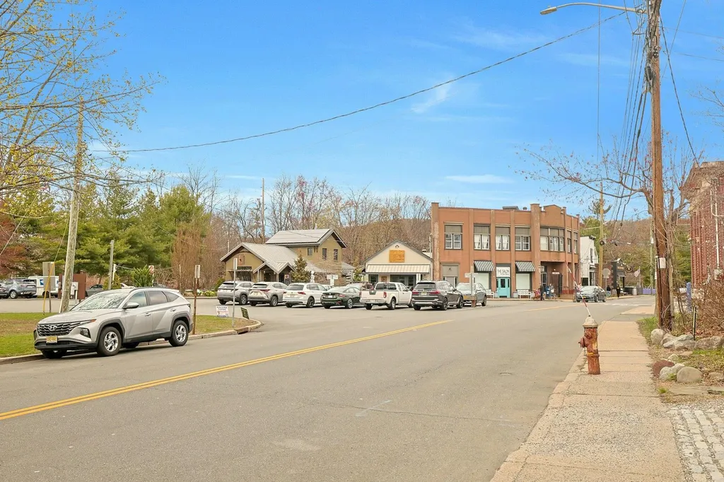 627 Main Street Sparkill NY 10976