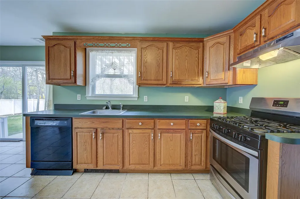 1 Richard Drive Medford NY 11763