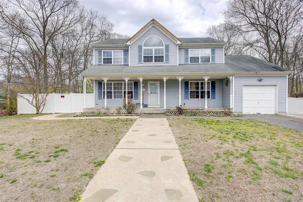 1 Richard Drive Medford NY 11763