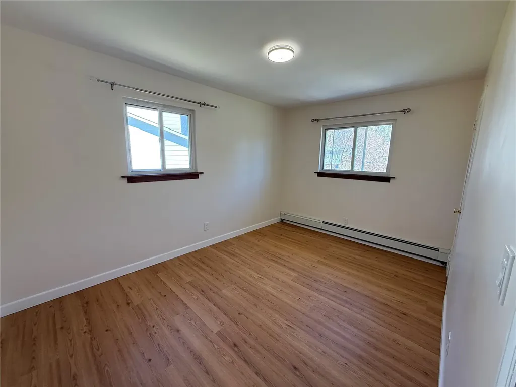 7 Steven Court Poughkeepsie NY 12603