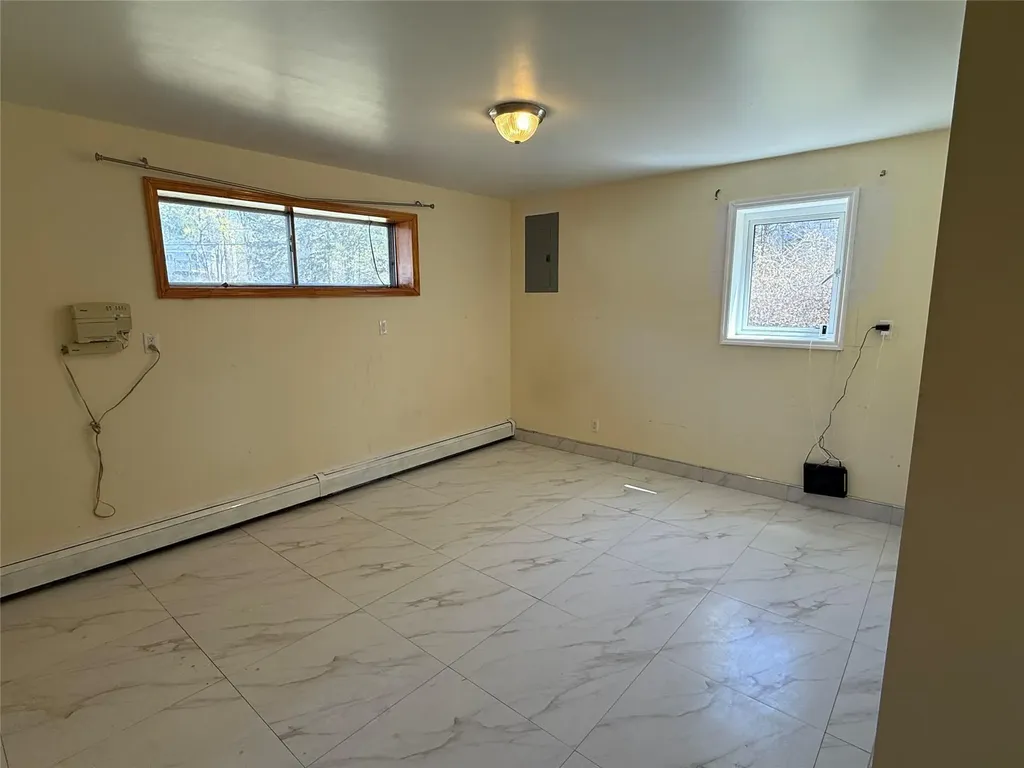 7 Steven Court Poughkeepsie NY 12603