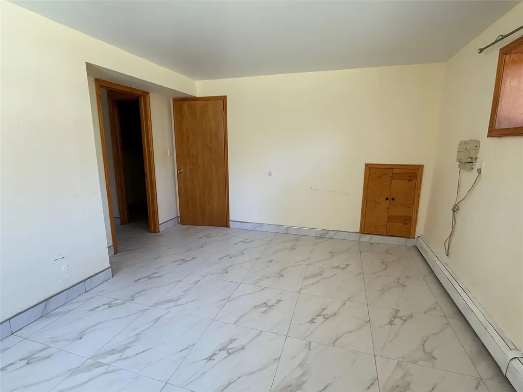 7 Steven Court Poughkeepsie NY 12603