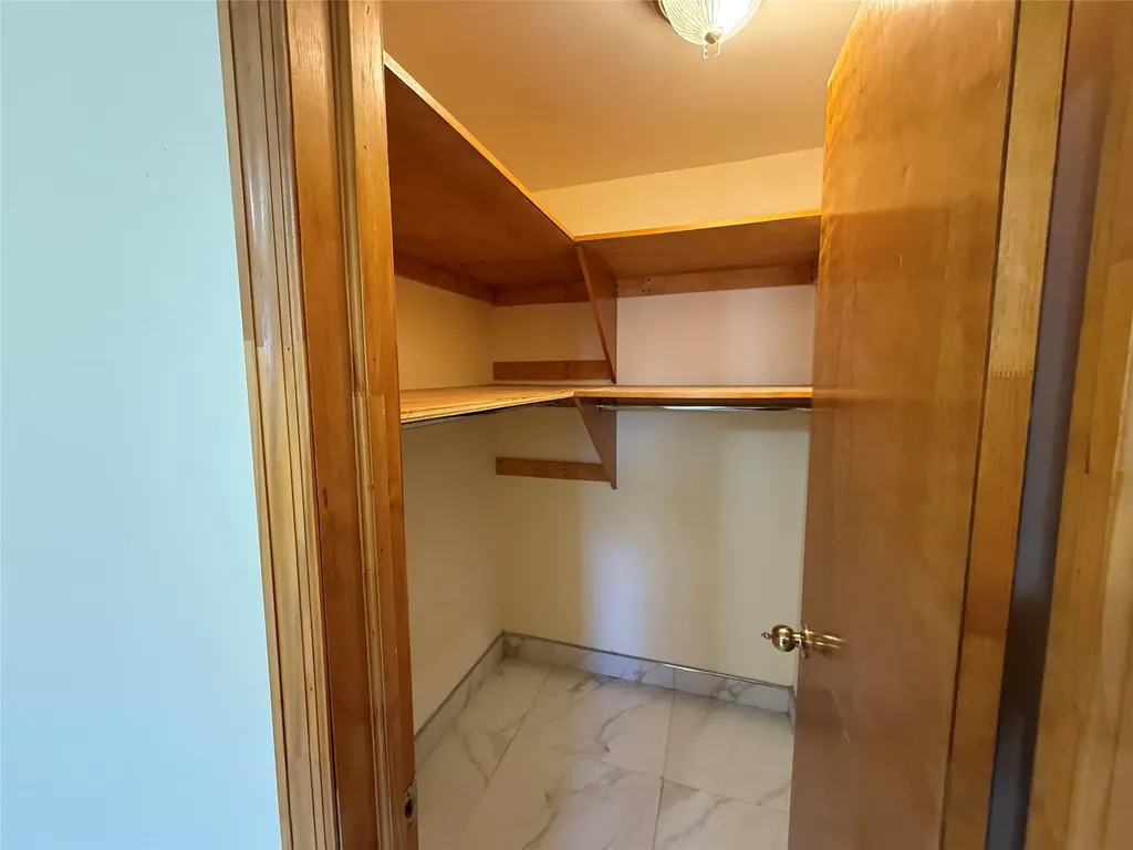 7 Steven Court Poughkeepsie NY 12603