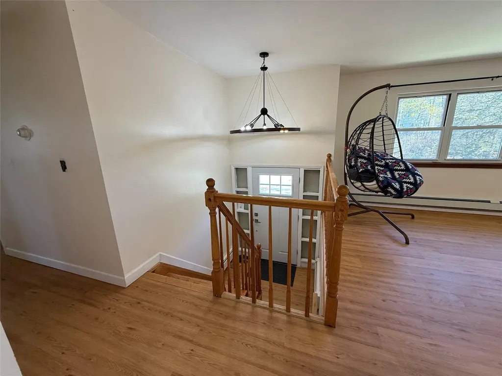 7 Steven Court Poughkeepsie NY 12603