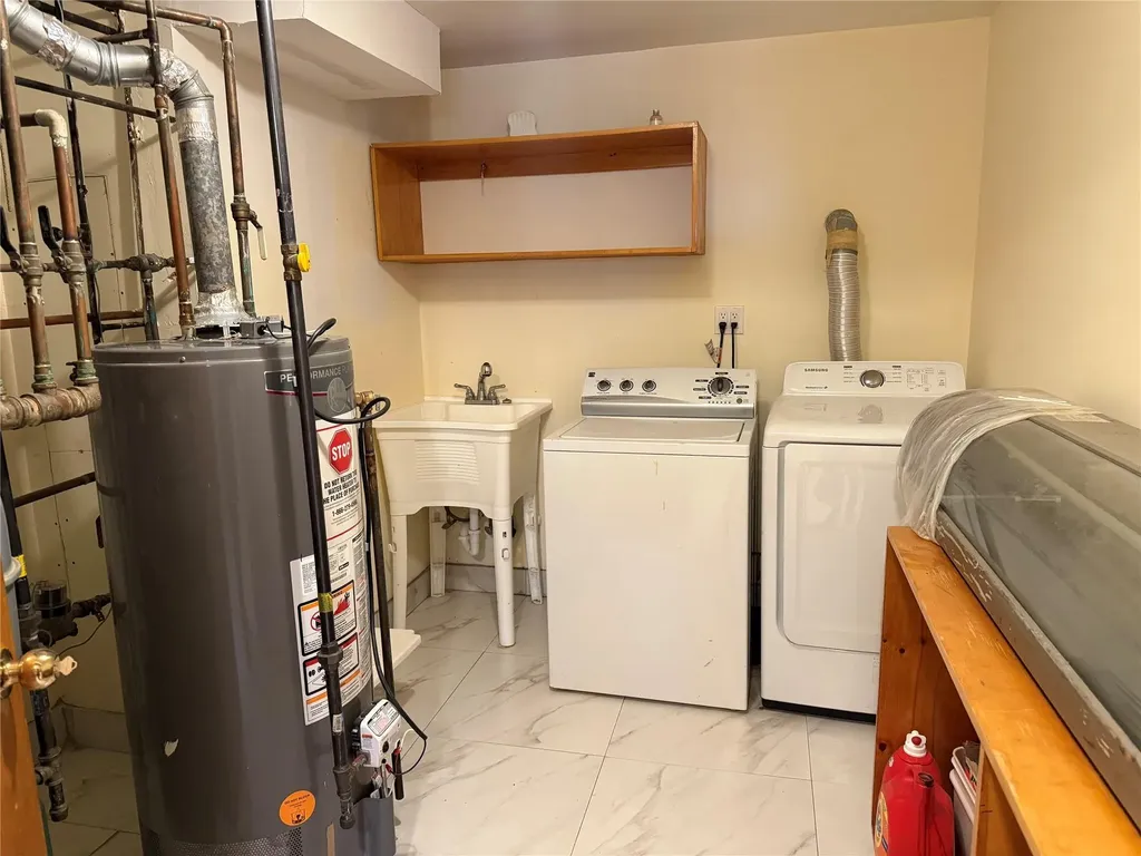 7 Steven Court Poughkeepsie NY 12603