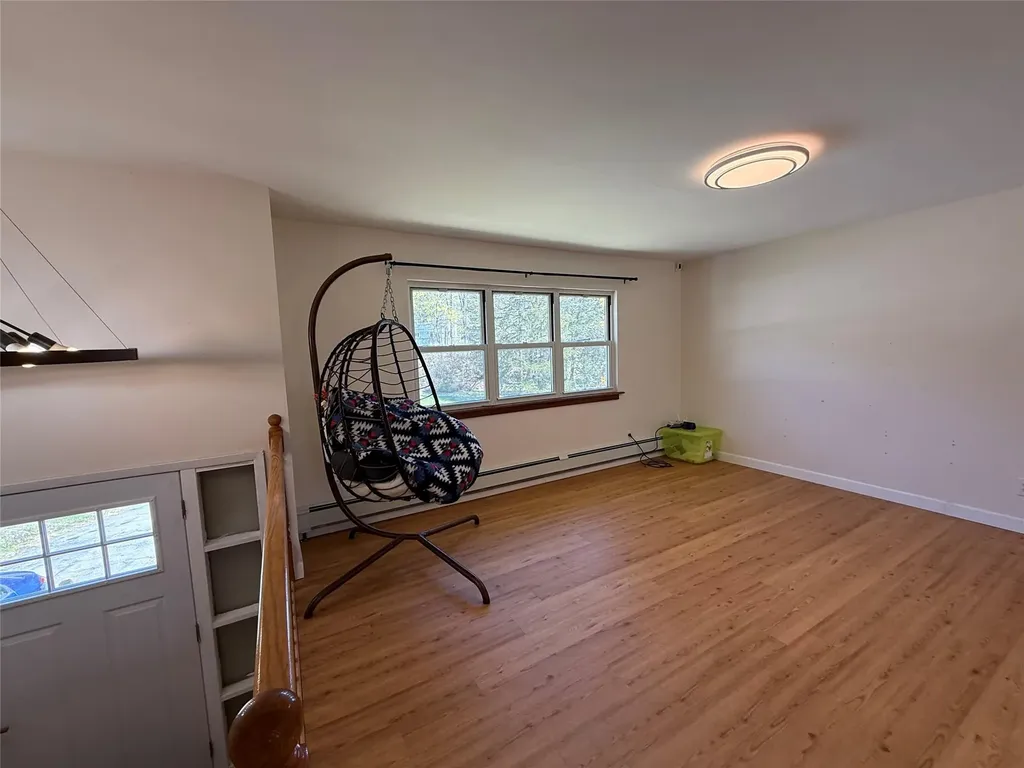 7 Steven Court Poughkeepsie NY 12603