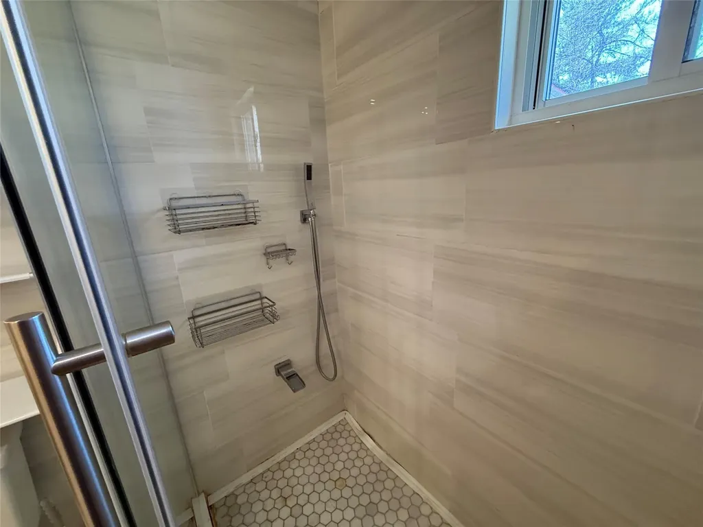 7 Steven Court Poughkeepsie NY 12603