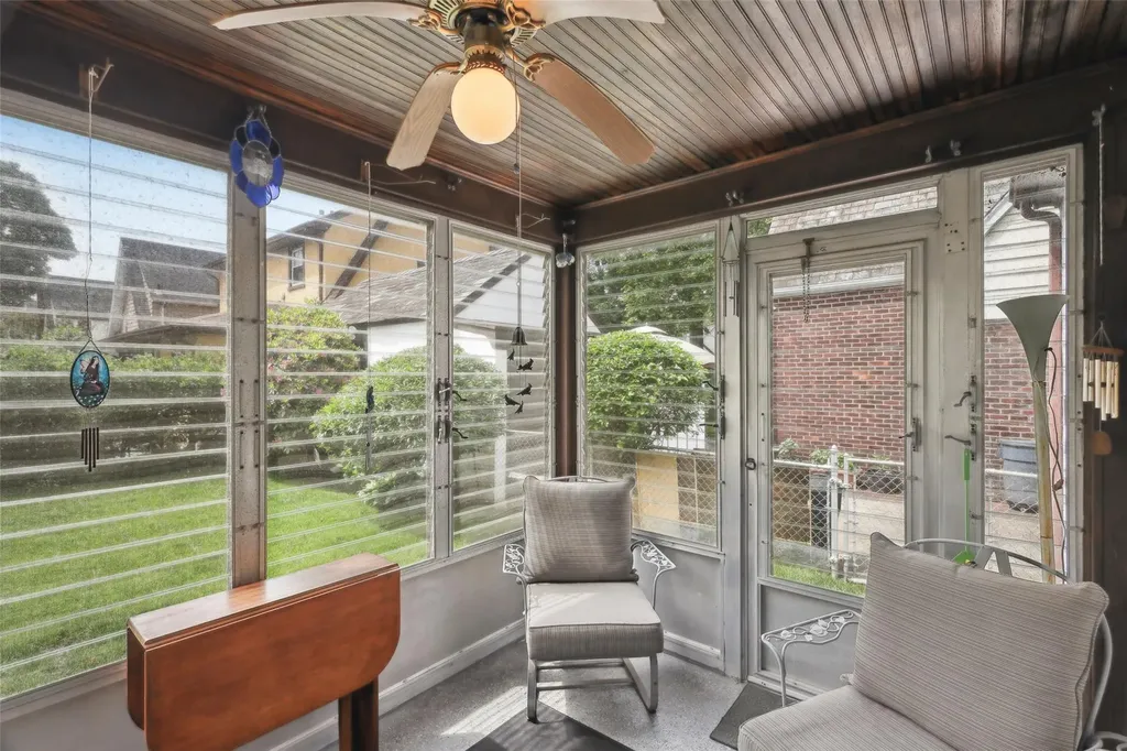 236 Crocus Avenue Floral Park NY 11001