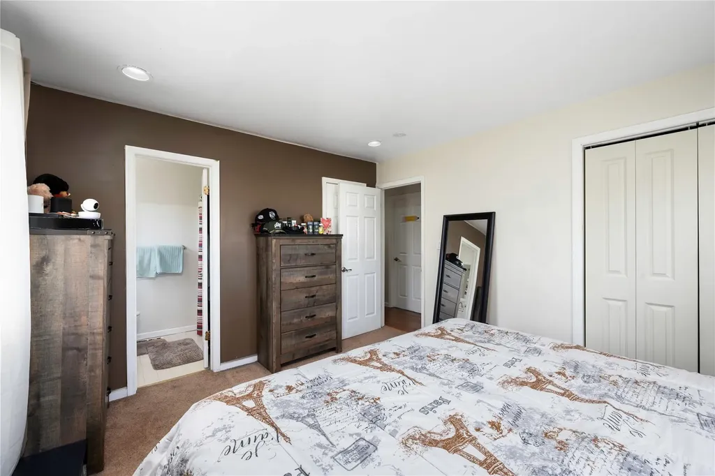 14 Beth Place Middletown NY 10940