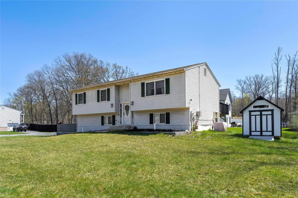 14 Beth Place Middletown NY 10940