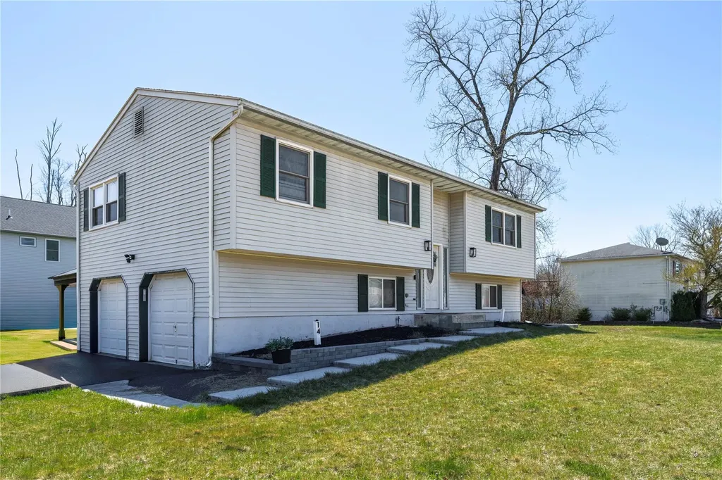 14 Beth Place Middletown NY 10940