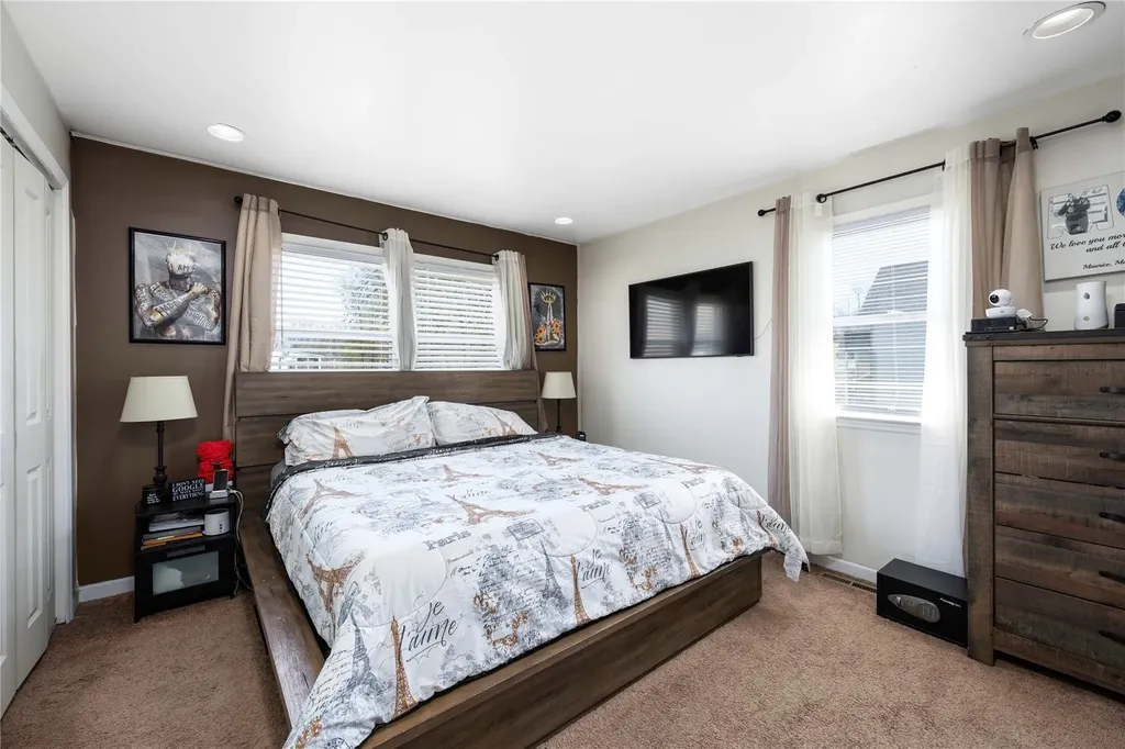 14 Beth Place Middletown NY 10940