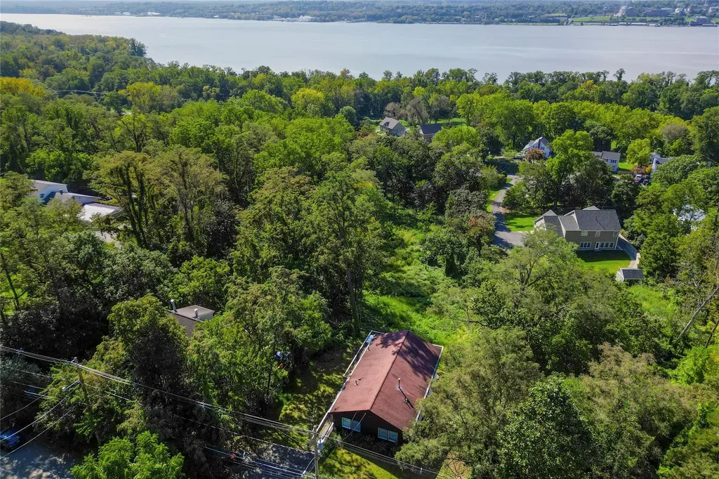 129 South Avenue Beacon NY 12508