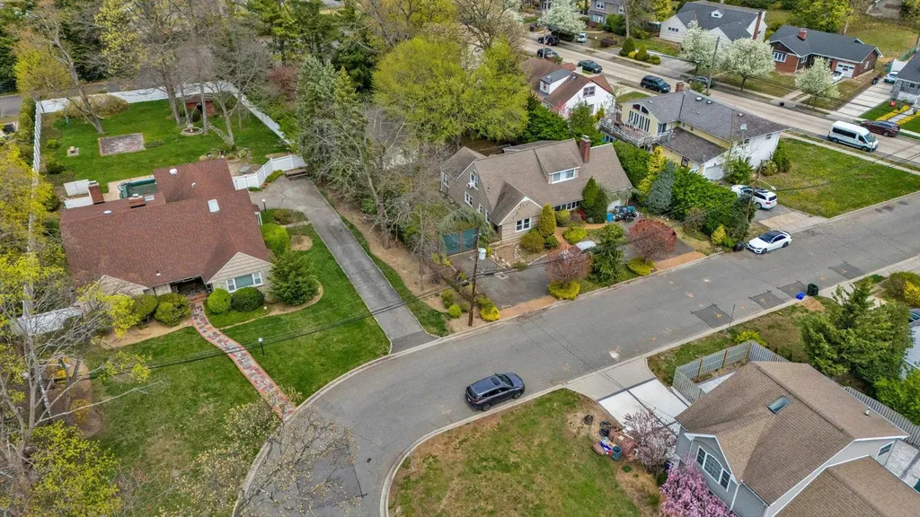 757 Bixby Drive Baldwin NY 11510