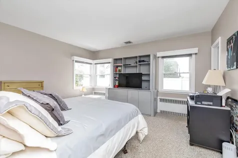 757 Bixby Drive Baldwin NY 11510