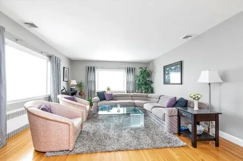 757 Bixby Drive Baldwin NY 11510