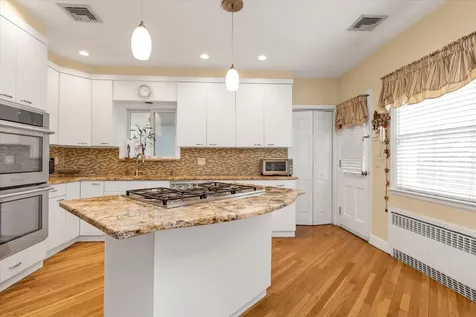 757 Bixby Drive Baldwin NY 11510