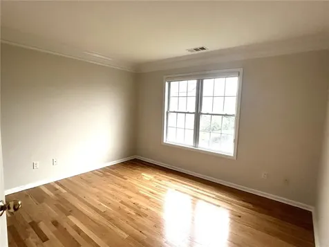 25 Allegra Court White Plains NY 10603