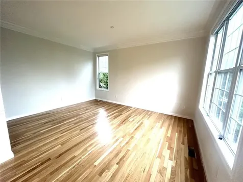 25 Allegra Court White Plains NY 10603