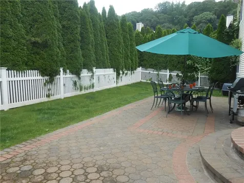 25 Allegra Court White Plains NY 10603