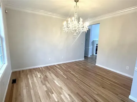 25 Allegra Court White Plains NY 10603