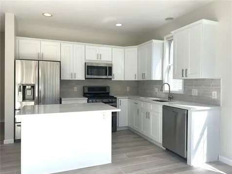 25 Allegra Court White Plains NY 10603