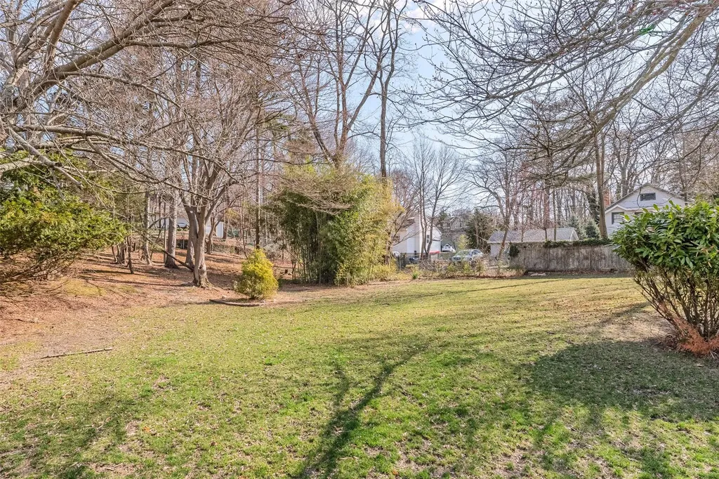 5 Elm Road Rocky Point NY 11778