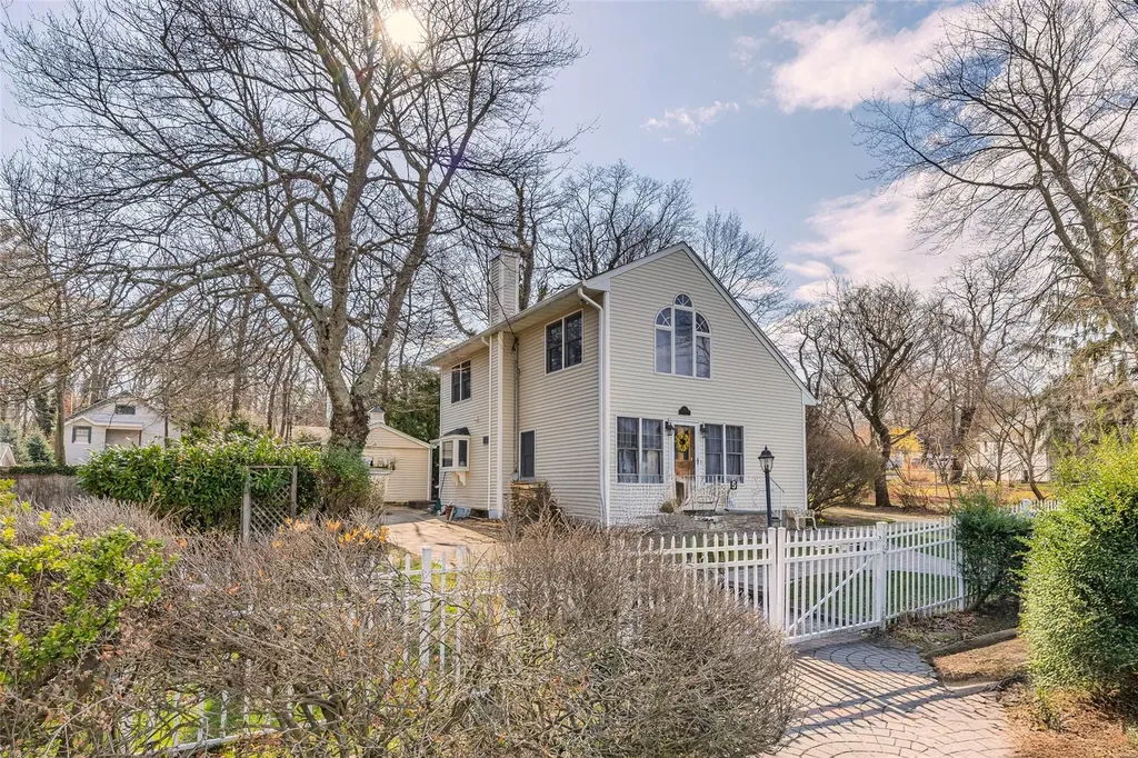 5 Elm Road Rocky Point NY 11778