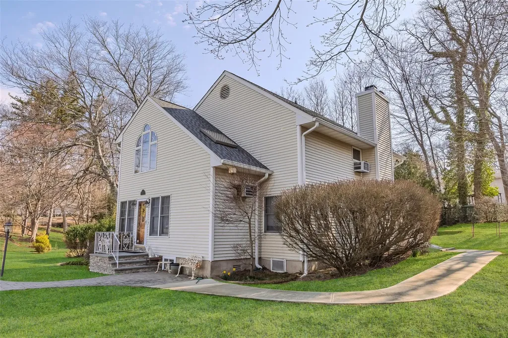 5 Elm Road Rocky Point NY 11778