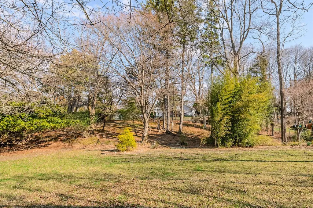 5 Elm Road Rocky Point NY 11778