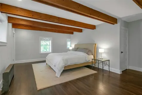 68 Spruce Lane S Chappaqua NY 10514