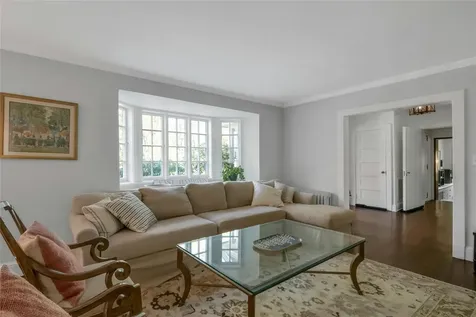 68 Spruce Lane S Chappaqua NY 10514