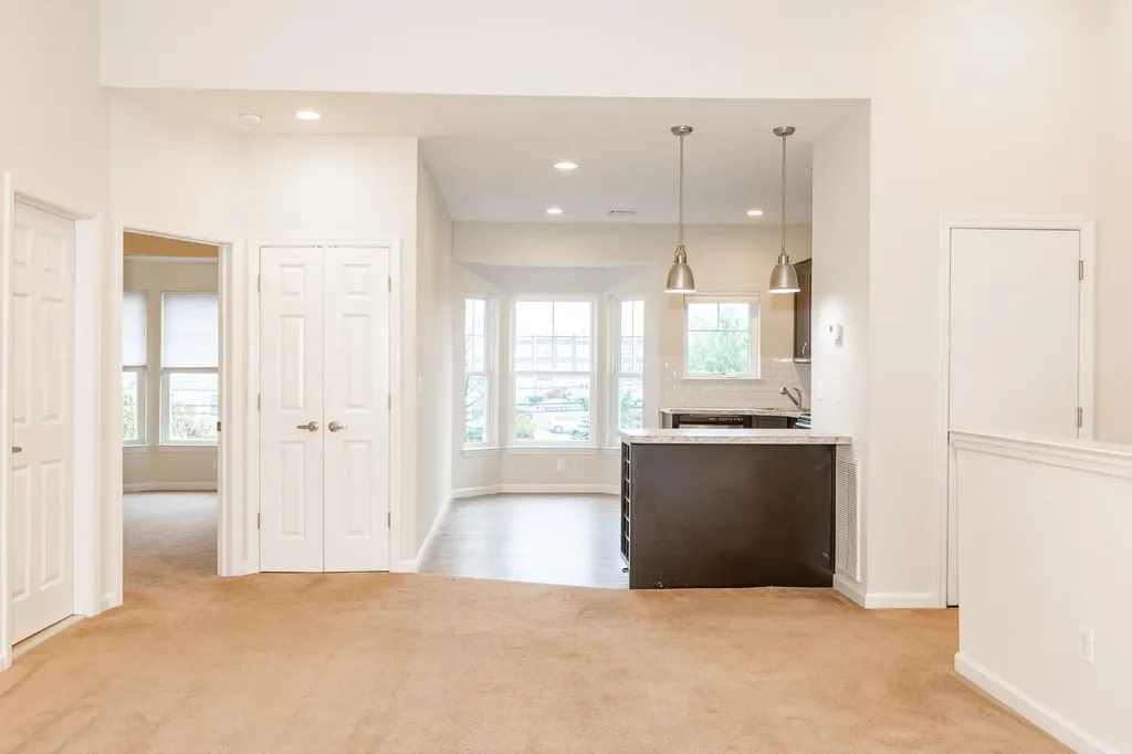 2 Grace Lane Lindenhurst NY 11757