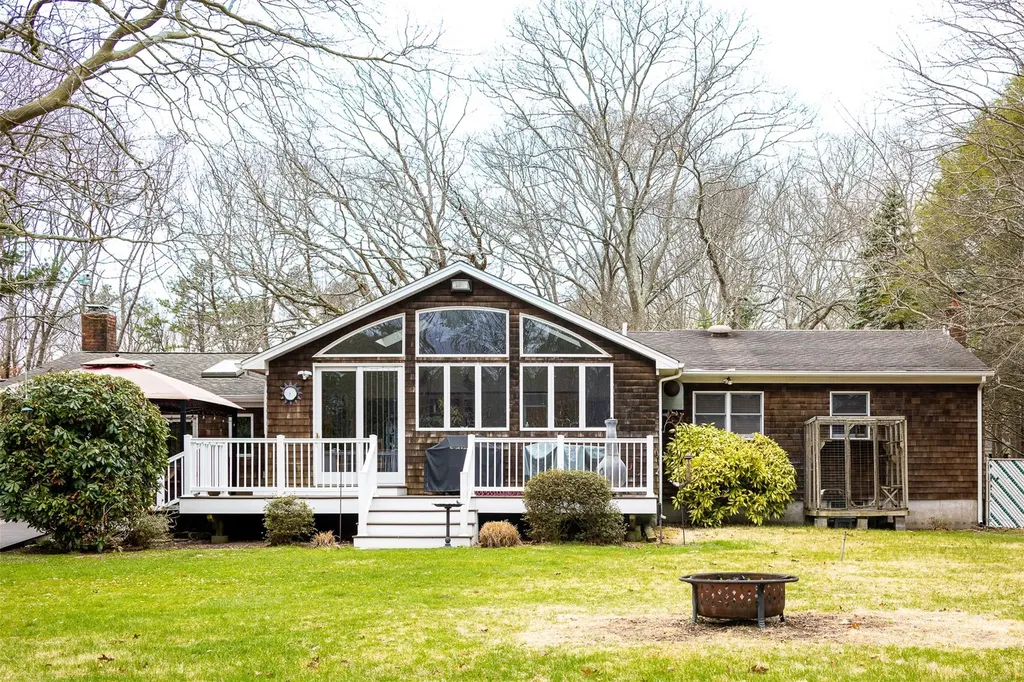 363 Hewlett Avenue East Patchogue NY 11772