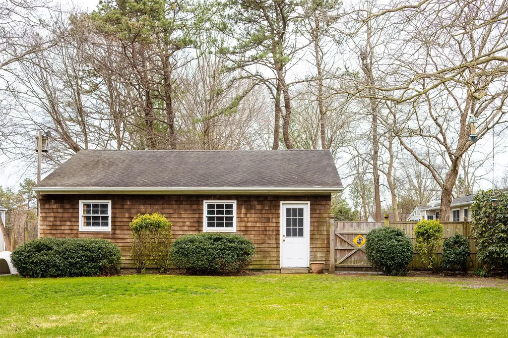 363 Hewlett Avenue East Patchogue NY 11772