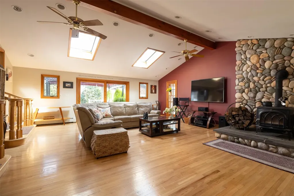 363 Hewlett Avenue East Patchogue NY 11772