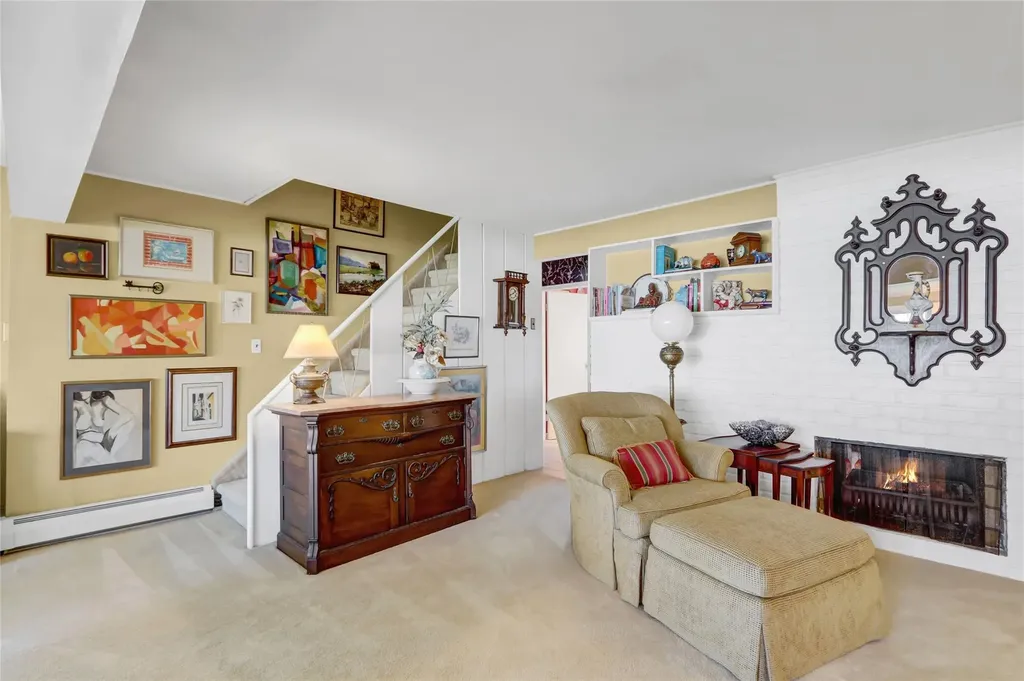 47 Elves Lane Levittown NY 11756