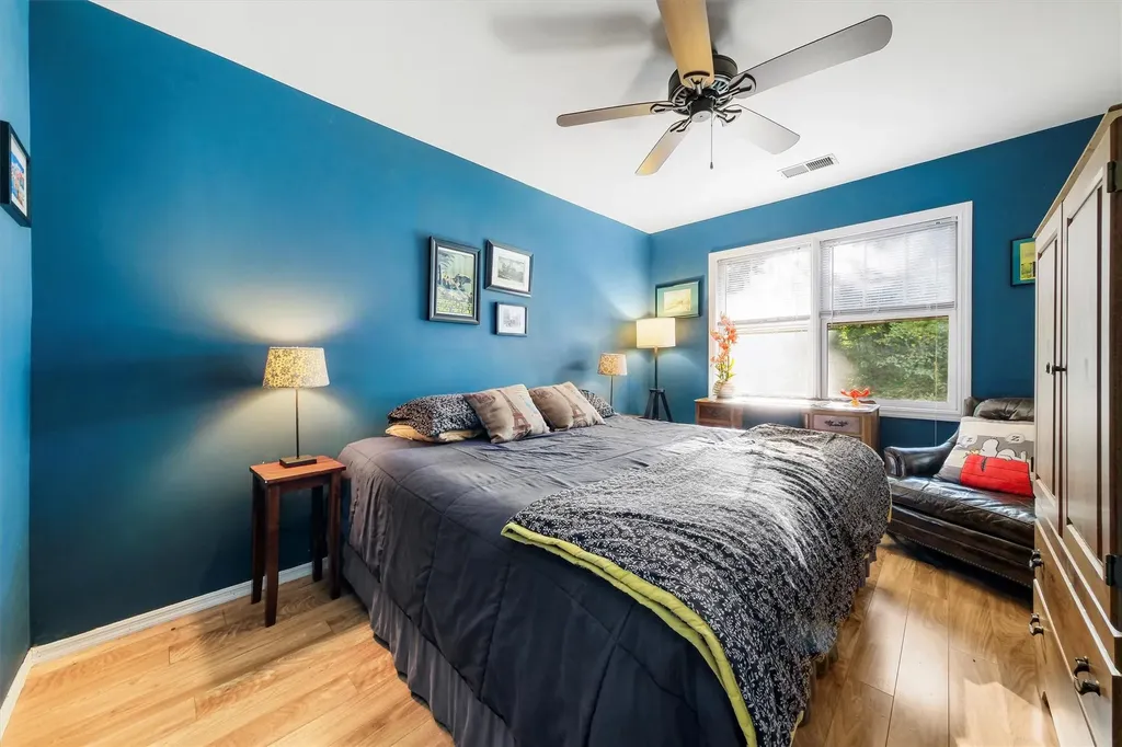 8 Windsor Court Poughkeepsie NY 12601