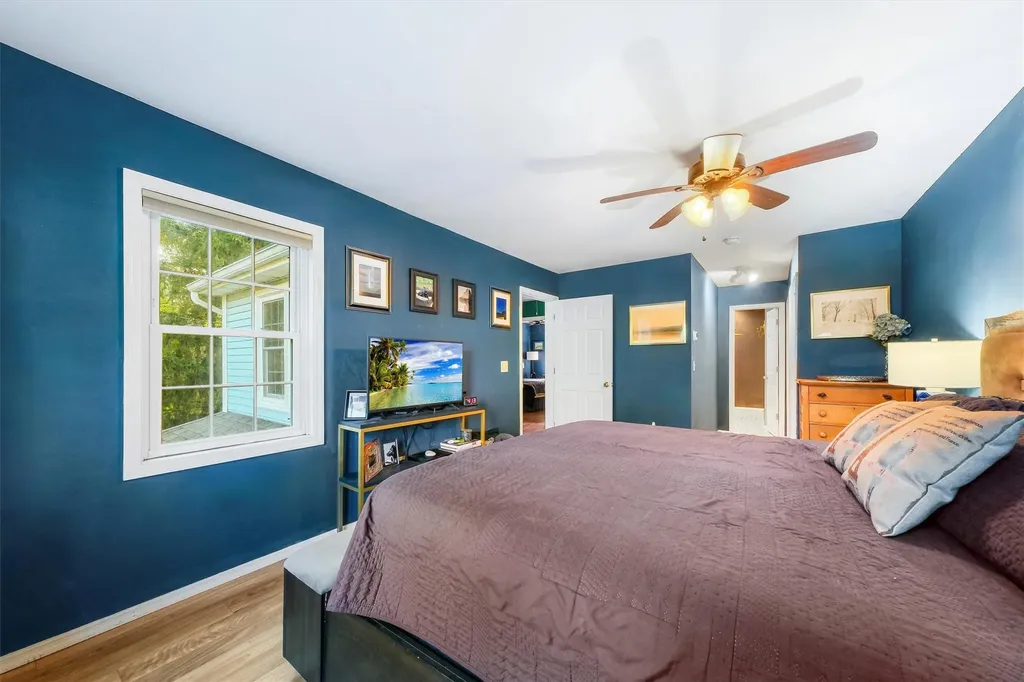 8 Windsor Court Poughkeepsie NY 12601